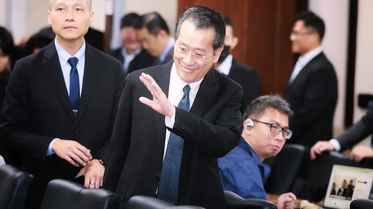 國防部長顧立雄1日至立法院備詢。(柯承惠攝) 國防部長顧立雄1日至立法院備詢。(柯承惠攝)