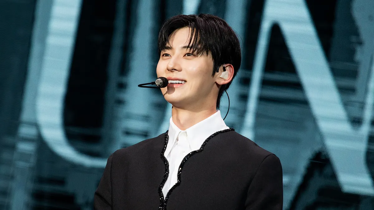 「放大絕」秀中文獻唱〈想見你想見你想見你〉讓粉絲耳朵懷孕(照片提供:D-SHOW) 「放大絕」秀中文獻唱〈想見你想見你想見你〉讓粉絲耳朵懷孕(照片提供:D-SHOW)