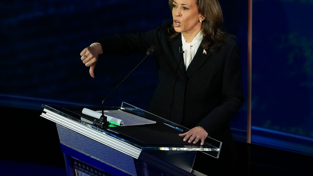 賀錦麗在與川普的總統候選人辯論會後民調普遍認為,賀錦麗表現較川普更好。(美聯社) 賀錦麗在與川普的總統候選人辯論會後民調普遍認為,賀錦麗表現較川普更好。(美聯社)