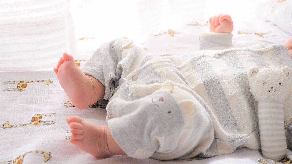 行政院日前提出「生一胎補助10萬」的政策利多,但解結少子化問題的關鍵仍在於政府如何創造支持生育的整體社會結構。(示意圖/取自photo-ac) 行政院日前提出「生一胎補助10萬」的政策利多,但解結少子化問題的關鍵仍在於政府如何創造支持生育的整體社會結構。(示意圖/取自photo-ac)