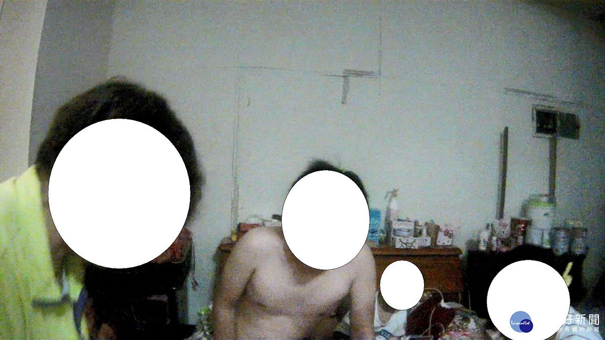 夫妻吵架夫反鎖房內 警急破門阻憾事 夫妻吵架夫反鎖房內 警急破門阻憾事