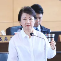 台中議會定期會市長盧秀燕在議會備詢。(圖/台中市政府) 台中議會定期會市長盧秀燕在議會備詢。(圖/台中市政府)