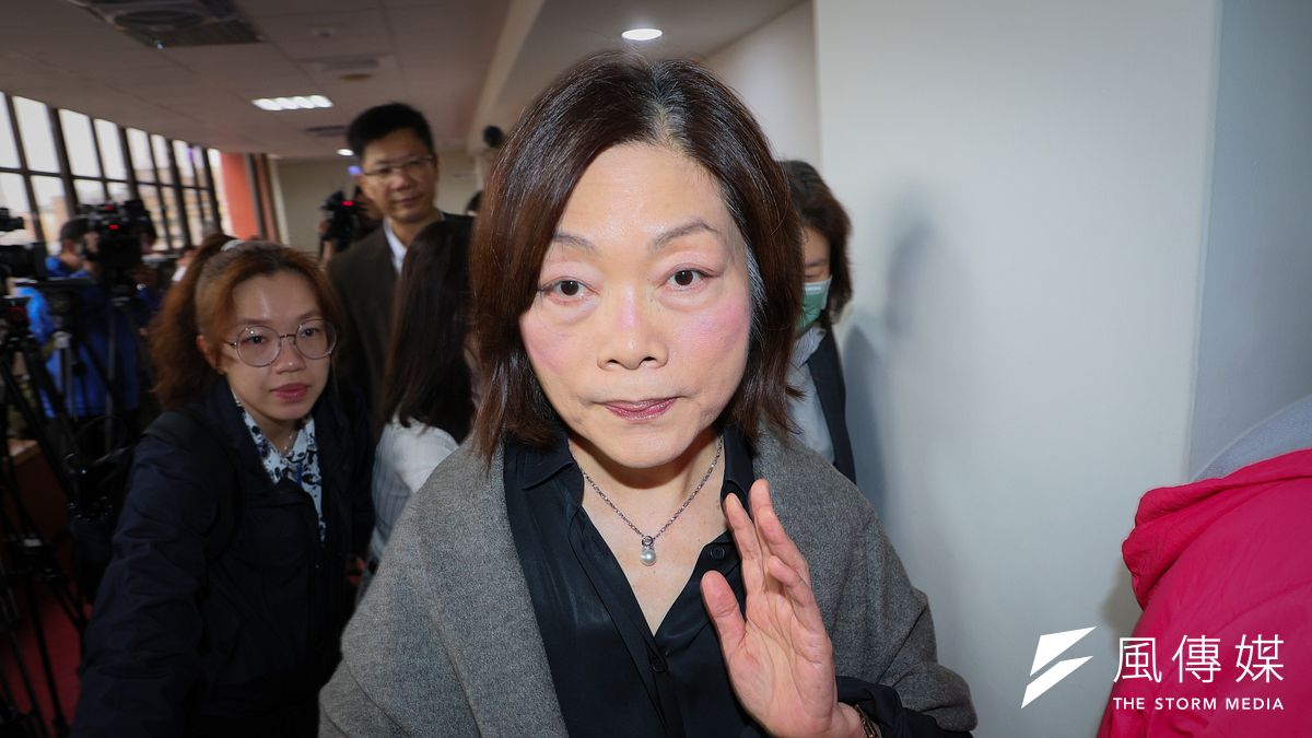 前勞動部長何佩珊(見圖)因霸凌案請辭,精神科醫師沈政男表示,老實說這樣的政治責任,對她來說太沉重了。(資料照,顏麟宇攝) 前勞動部長何佩珊(見圖)因霸凌案請辭,精神科醫師沈政男表示,老實說這樣的政治責任,對她來說太沉重了。(資料照,顏麟宇攝)