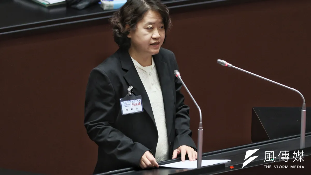 立法院院會今(24)日針對7位大法官人事同意權案進行投票,民進黨團對被提名人劉靜怡(見圖)投下不同意票。(資料照,柯承惠攝)