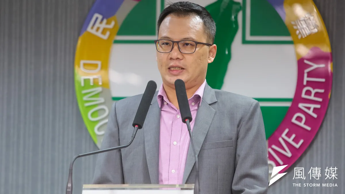 針對國民黨主席吳敦義提出的「兩岸和平協議論」,民進黨發言人林琮盛14日指出,這絕非和平的保障。(資料照,顏麟宇攝)