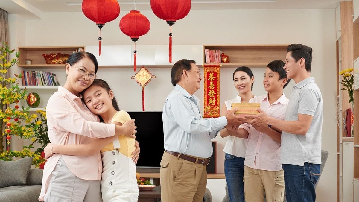 新傢俱讓客廳煥然一新、增添話題,與親友們一同感受新年新氣象。(圖/Shutterstock) 新傢俱讓客廳煥然一新、增添話題,與親友們一同感受新年新氣象。(圖/Shutterstock)