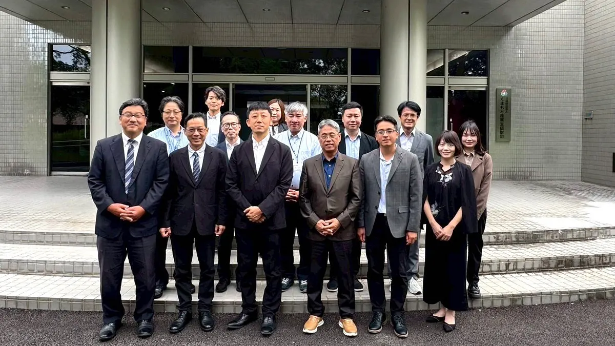 中市經發局張峯源局長率隊參訪公益財團法人熊本產業支援財團。(圖/台中市政府)