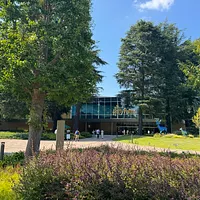 東京都練馬区の「ワーナーブラザース スタジオツアー東京」は、2023年に開業したアジア初かつ世界最大級の屋内型ハリー・ポッター施設で、台湾からの観光客を含め多くの来場者に人気を集めている。(写真/黃信維撮影) 東京都練馬区の「ワーナーブラザース スタジオツアー東京」は、2023年に開業したアジア初かつ世界最大級の屋内型ハリー・ポッター施設で、台湾からの観光客を含め多くの来場者に人気を集めている。(写真/黃信維撮影)