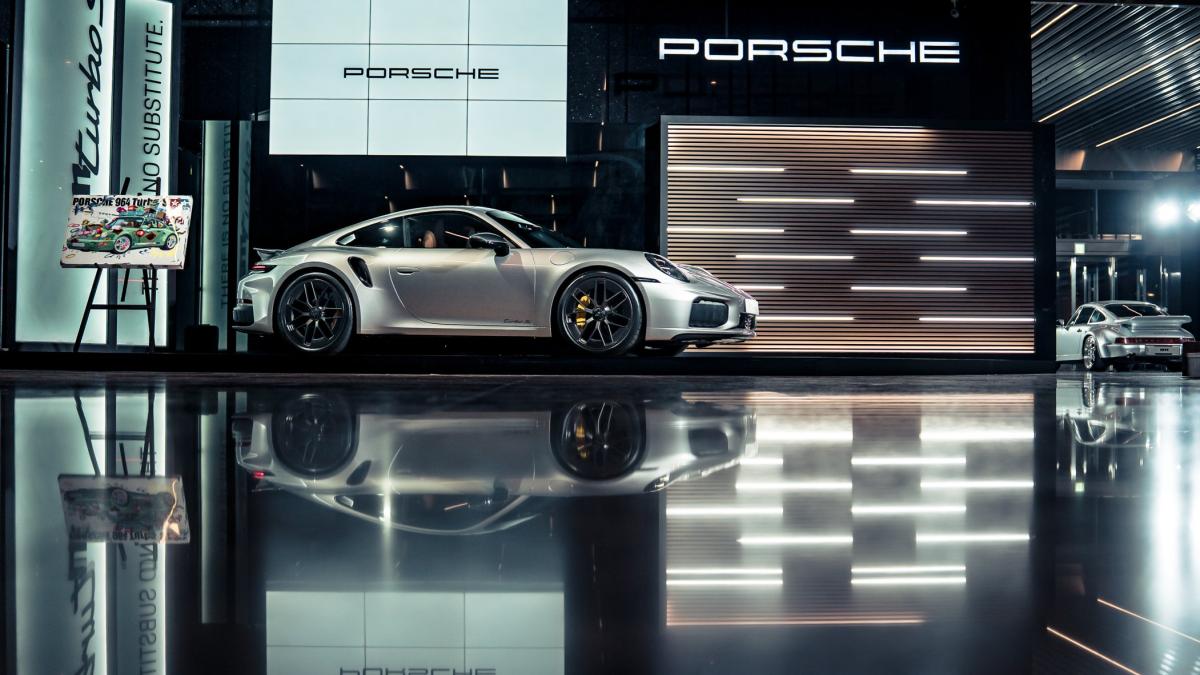 售價1445萬起!保時捷911 Turbo S強勢登台 時速0至100只要2.5秒創性能巔峰