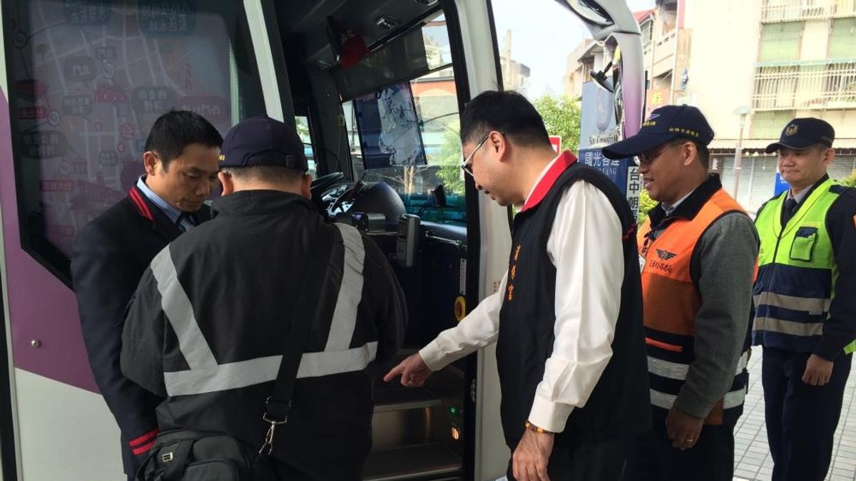 確保民眾春節行的安全 嘉市進行國道客運聯合稽查 確保民眾春節行的安全 嘉市進行國道客運聯合稽查