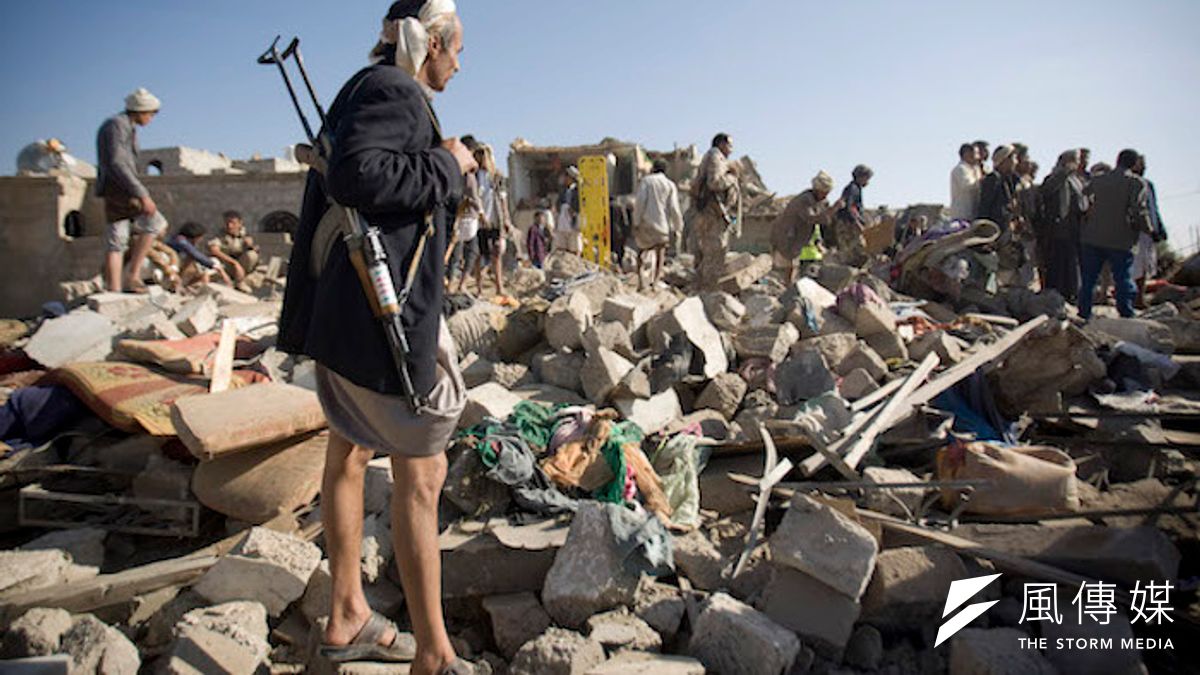 遭沙國聯軍轟炸過後的沙那,一片狼籍。(美聯社) 遭沙國聯軍轟炸過後的沙那,一片狼籍。(美聯社)