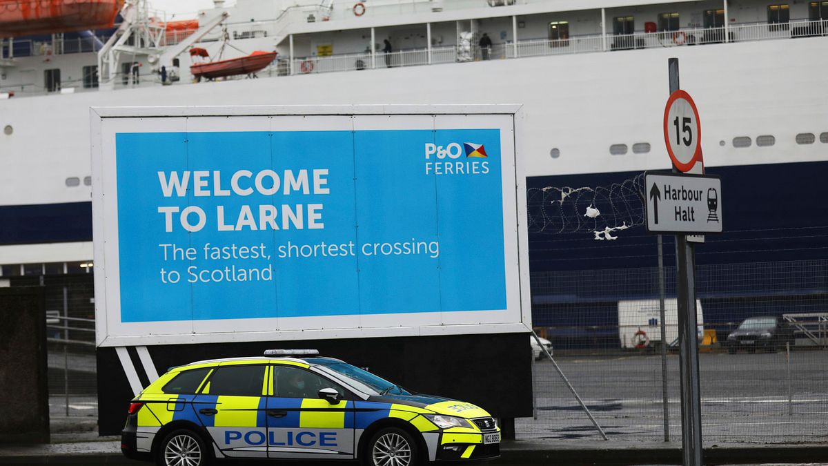 北愛爾蘭的拉恩港。歐盟與英國近日為了搶奪疫苗,再次為北愛邊境問題發生齟齬。(AP) 北愛爾蘭的拉恩港。歐盟與英國近日為了搶奪疫苗,再次為北愛邊境問題發生齟齬。(AP)