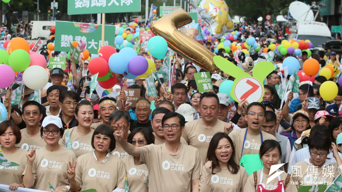 因韓流來襲,激發綠軍在高雄的危機感,幾場造勢到場人數都以萬計。(柯承惠攝)