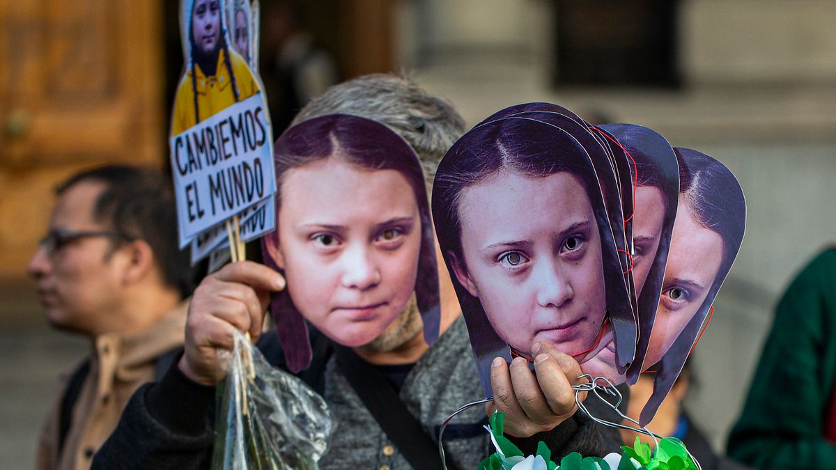 瑞典16歲少女通貝里打擊全球暖化不遺餘力,卻也惹來不少質疑。(美聯社) 瑞典16歲少女通貝里打擊全球暖化不遺餘力,卻也惹來不少質疑。(美聯社)