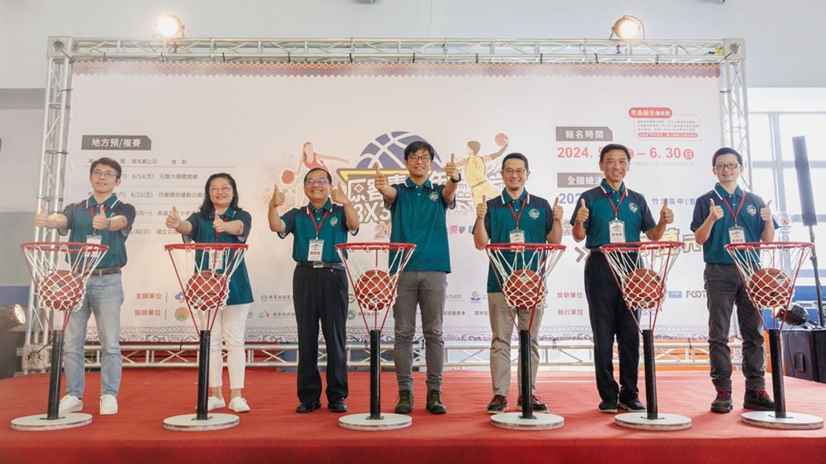 「2024原客青少年三對三籃球賽」熱血回歸,由客委會副主委周江杰 、原民會副主委鐘興華、桃園政府客家事務局長范泰基及與會貴賓參,宣告活動正式啟動。(圖/客委會提供) 「2024原客青少年三對三籃球賽」熱血回歸,由客委會副主委周江杰 、原民會副主委鐘興華、桃園政府客家事務局長范泰基及與會貴賓參,宣告活動正式啟動。(圖/客委會提供)