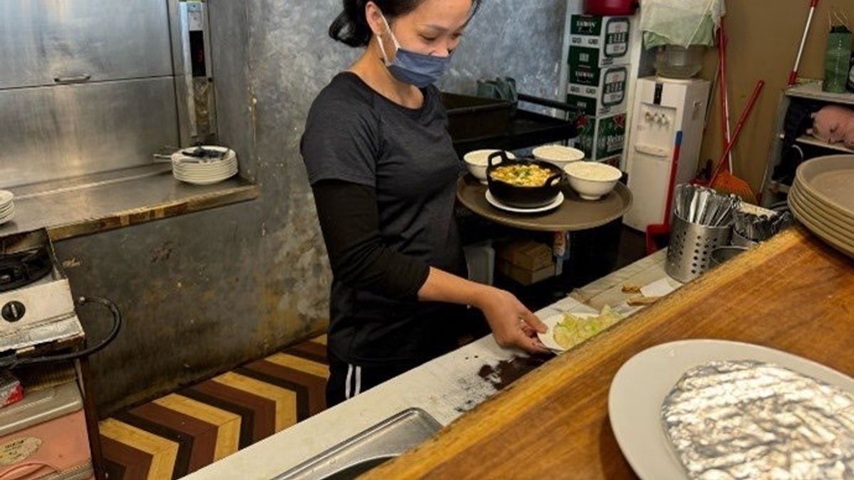 新竹就業中心運用「疫後改善缺工擴大就業方案」協助新住民成功就業。(圖/勞動力發展署桃竹苗分署提供) 新竹就業中心運用「疫後改善缺工擴大就業方案」協助新住民成功就業。(圖/勞動力發展署桃竹苗分署提供)