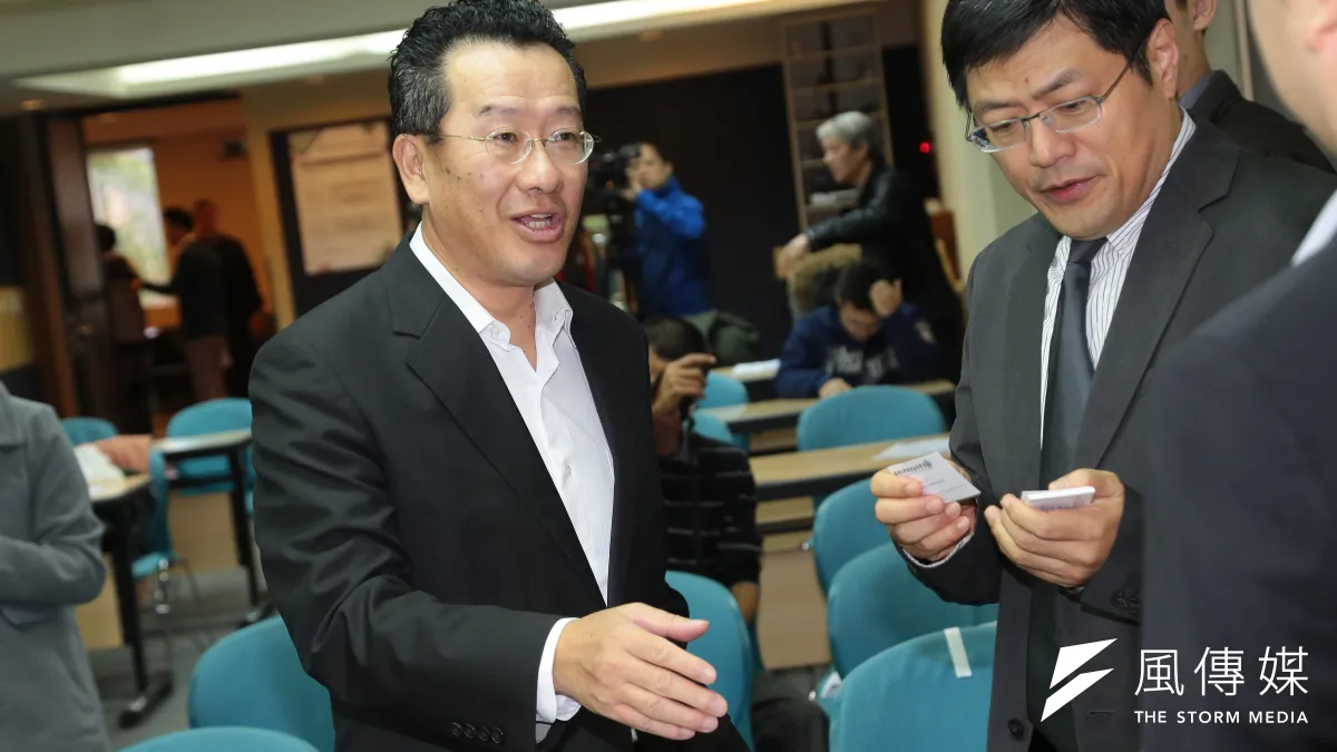不當黨產委員會主委顧立雄今(27)日表示,婦聯會之所以不敢提出財務資料,就是因為太黑箱了。(顏麟宇攝)
