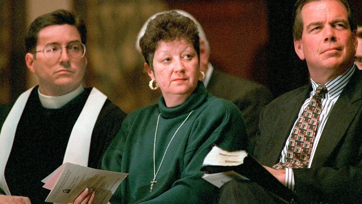 美國「羅伊訴韋德案」原告麥科維女士(Norma McCorvey)早年為爭取墮胎權的先驅,晚年卻轉為支持反墮胎(AP) 美國「羅伊訴韋德案」原告麥科維女士(Norma McCorvey)早年為爭取墮胎權的先驅,晚年卻轉為支持反墮胎(AP)