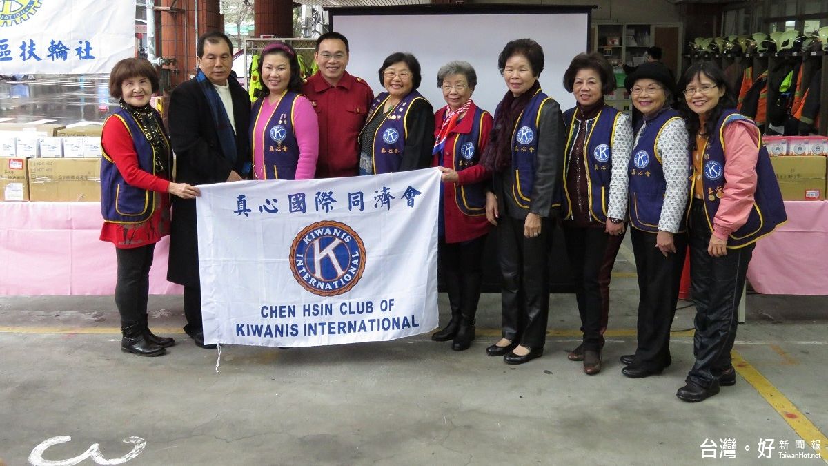 助新北獨老住居安全 公益團體贈住宅用火災警報器 助新北獨老住居安全 公益團體贈住宅用火災警報器