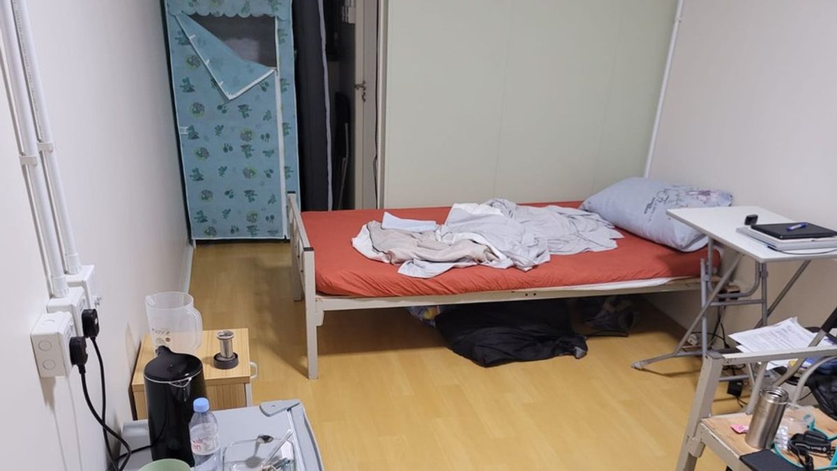 香港新冠疫情: 深陷「永久隔離」的國泰機組人員(BBC) 香港新冠疫情: 深陷「永久隔離」的國泰機組人員(BBC)