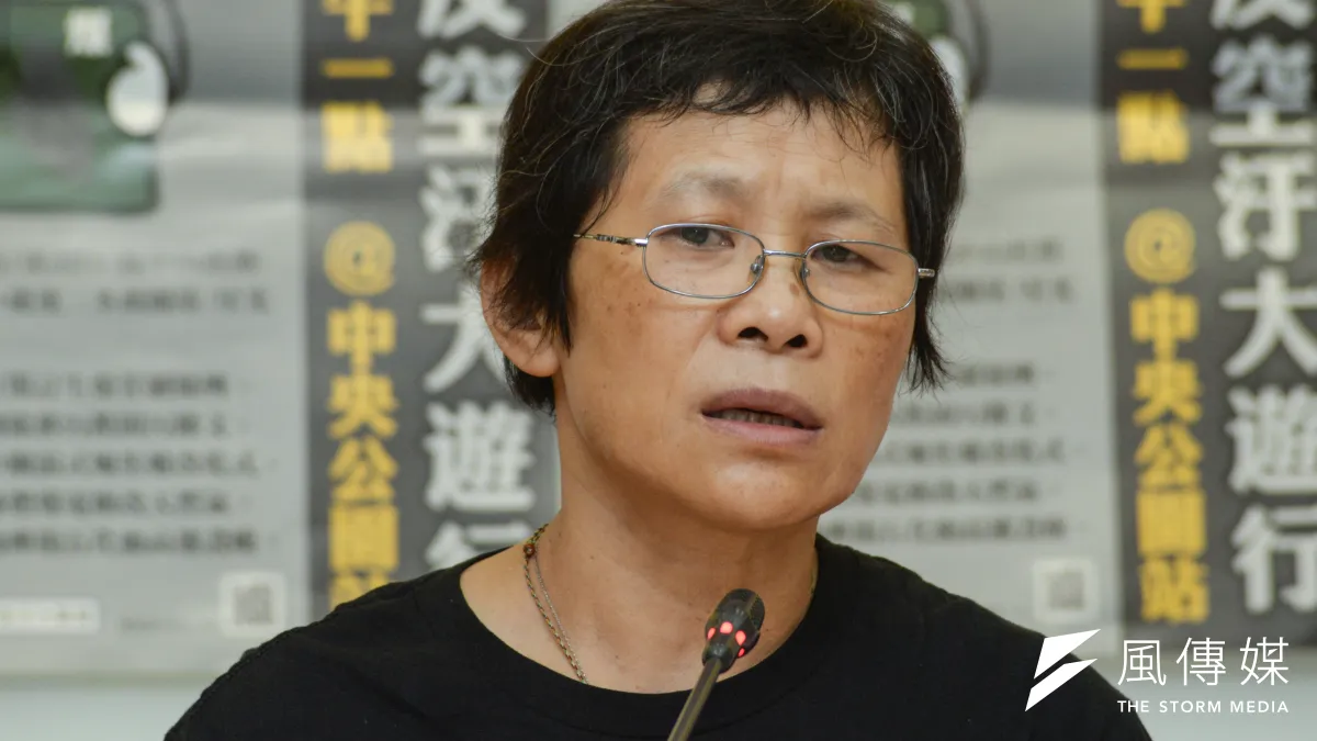 「控訴中油設石化廠距離國小100公尺,高雄市長候選人不重視高雄空汙問題,高雄發起1111反空汙遊行」記者會,南部反空污大聯盟總召陳椒華。(甘岱民攝)