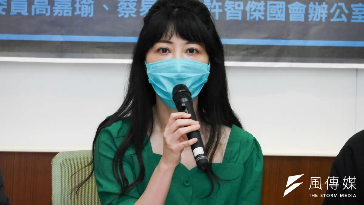 民進黨台北市長參選人陳時中今(19)日舉辦活動,立委高嘉瑜(見圖)在活動介紹上台後不到2秒就迅速衝下台,引發討論。(資料照,蔡親傑攝)