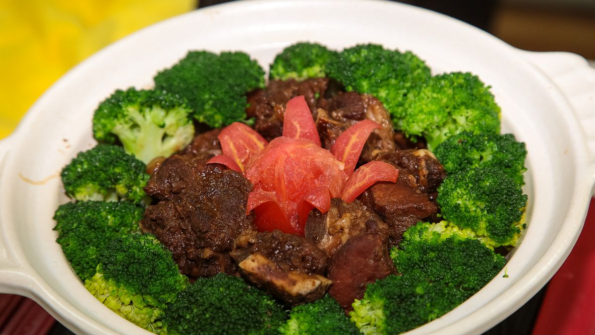 一桌年菜熱量竟破萬卡!營養師親揭「不發胖攻略」 這些三高地雷要避開