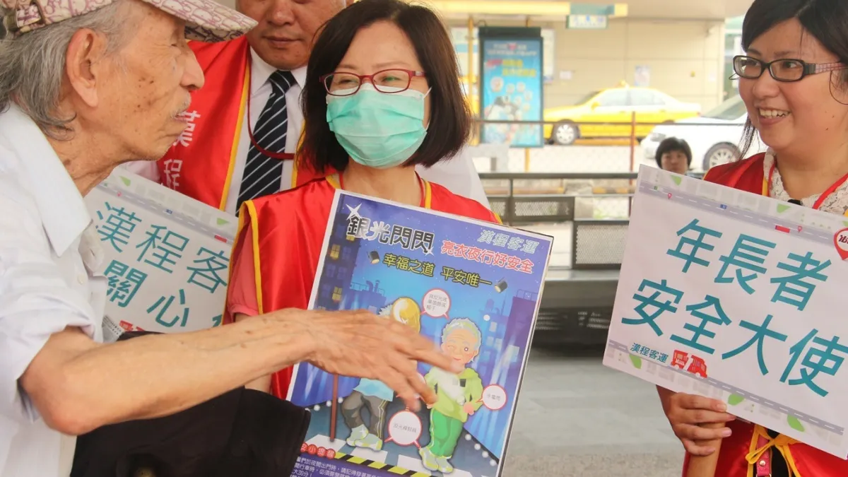 關懷長者乘車權益 高市交通局邀5常客擔任安全大使