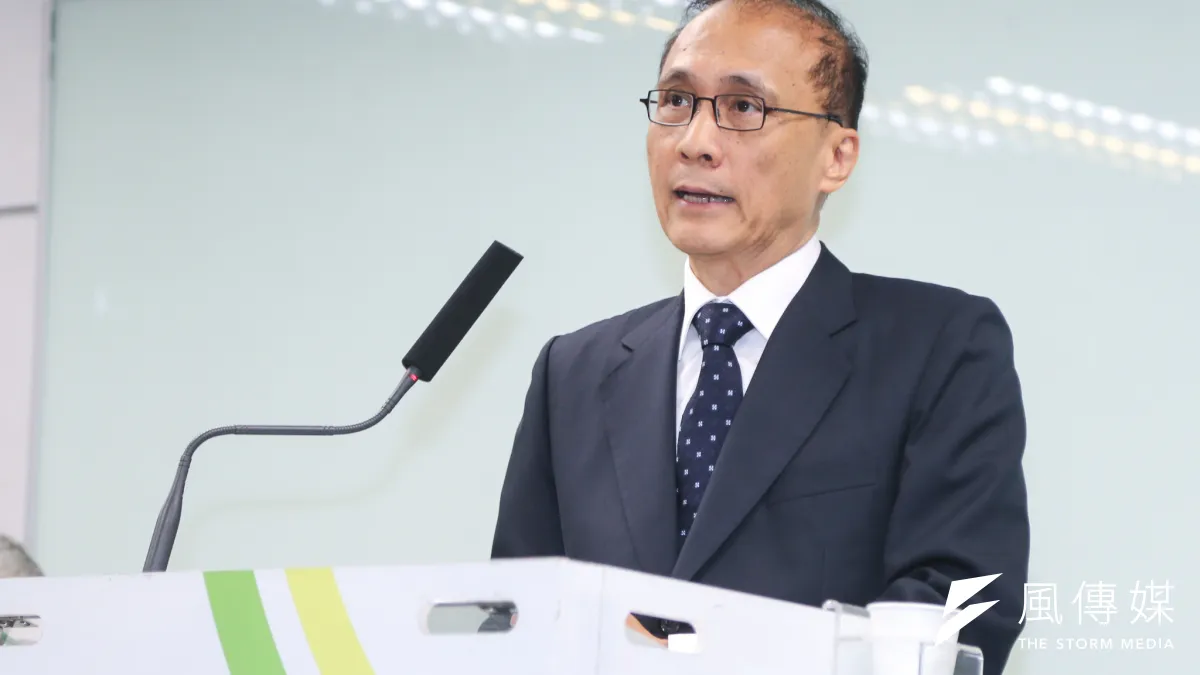 準行政院長林全也說,外界質疑內閣年齡篇高,所以本週末兩天的共識營,用不同方法來嘗試,用年輕的方法來進行。(陳明仁攝)