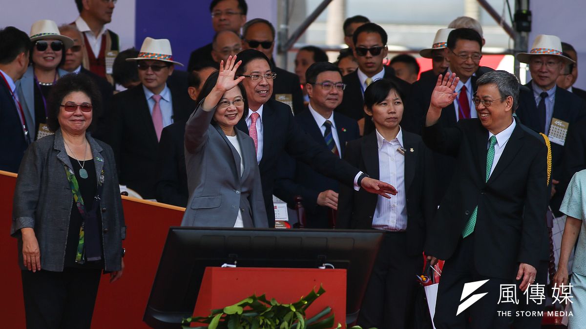 總統蔡英文國慶講話,提出「中華民國台灣」。(顏麟宇攝) 總統蔡英文國慶講話,提出「中華民國台灣」。(顏麟宇攝)