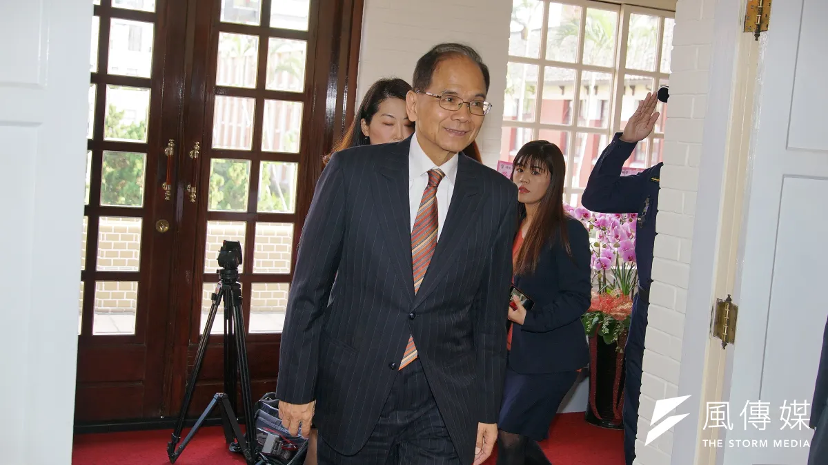 國民黨立委吳斯懷書面質詢批評總統蔡英文挑釁中國,對此,立法院長游錫堃(見圖)今(20)日受訪時表示,吳斯懷應以專業提出如何讓台灣更強大。(盧逸峰攝)