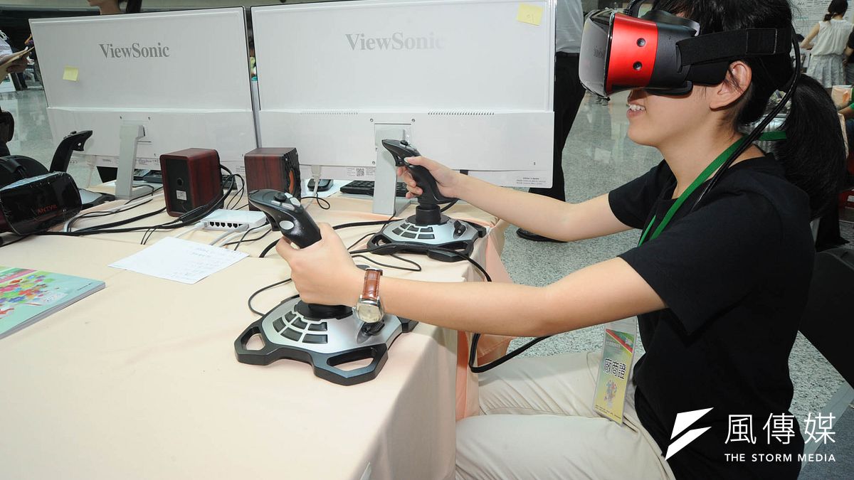 高雄市地方型SBIR成果展。(圖/龔傑森攝) 高雄市地方型SBIR成果展。(圖/龔傑森攝)