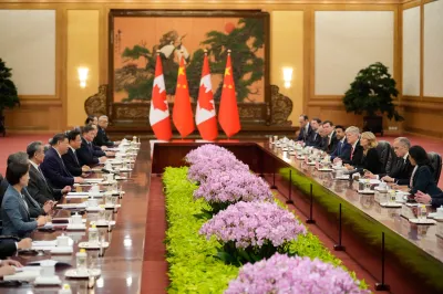 2026年1月16日,加拿大總理卡尼與中國國家主席習近平在北京舉行雙邊會議。(美聯社)