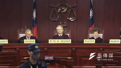 很難想像,憲法法庭也成了「憲法亂源」。(柯承惠攝)