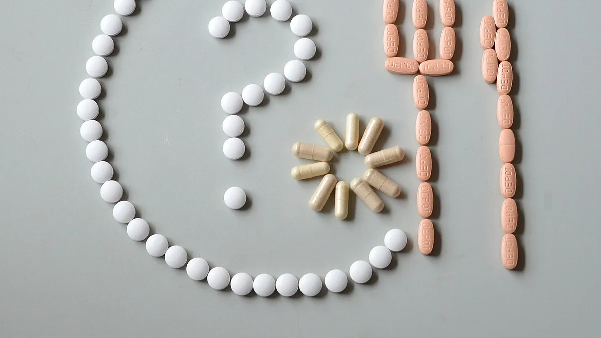 「藥可救命,也可致命。」與其找安全的藥物,倒不如好好諮詢藥師意見。(圖/congerdesign@PIXABAY) 「藥可救命,也可致命。」與其找安全的藥物,倒不如好好諮詢藥師意見。(圖/congerdesign@PIXABAY)