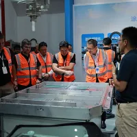 KUKA Global Executives Visit Centron for Technical Exchange on Intelligent Assembly Manufacturing KUKA Global Executives Visit Centron for Technical Exchange on Intelligent Assembly Manufacturing