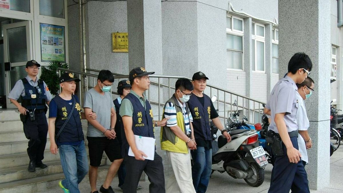 潑漆恐嚇 警掃北港地方惡棍 潑漆恐嚇 警掃北港地方惡棍