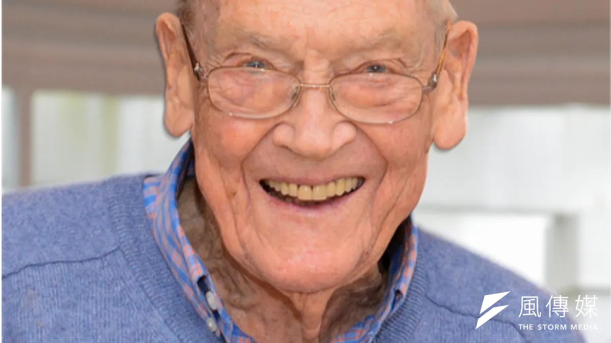 甫逝世的柏格(John Bogle)當年獨排眾議、力主指數基金設計,改變了整個投資業界,也讓他成為被動投資人心中的先知。(圖片來源:柏格紀念部落格) 甫逝世的柏格(John Bogle)當年獨排眾議、力主指數基金設計,改變了整個投資業界,也讓他成為被動投資人心中的先知。(圖片來源:柏格紀念部落格)