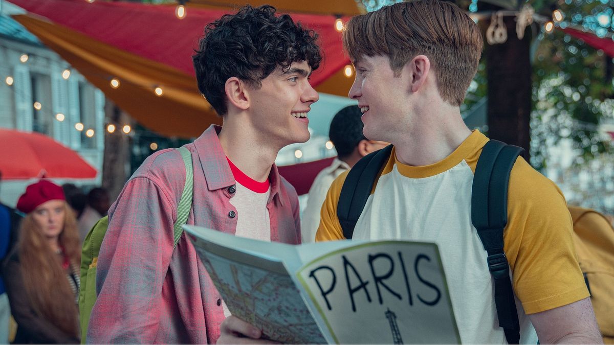 Netflix《戀愛修課》第二季上線,尼克、查理CP灑糖回歸。 (圖/取自Netflix臉書專頁) Netflix《戀愛修課》第二季上線,尼克、查理CP灑糖回歸。 (圖/取自Netflix臉書專頁)