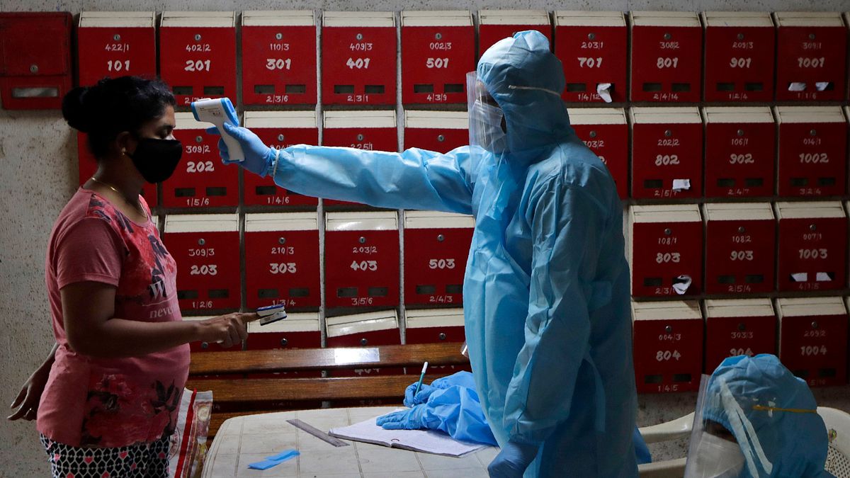 庚子年的世局愈見詭異紛擾,疫情全如所料有增無已肆虐四方,確診及死亡人數持續飆升,美國、巴西、印度高踞重災榜前三名,幾近失控。(資料照,AP) 庚子年的世局愈見詭異紛擾,疫情全如所料有增無已肆虐四方,確診及死亡人數持續飆升,美國、巴西、印度高踞重災榜前三名,幾近失控。(資料照,AP)