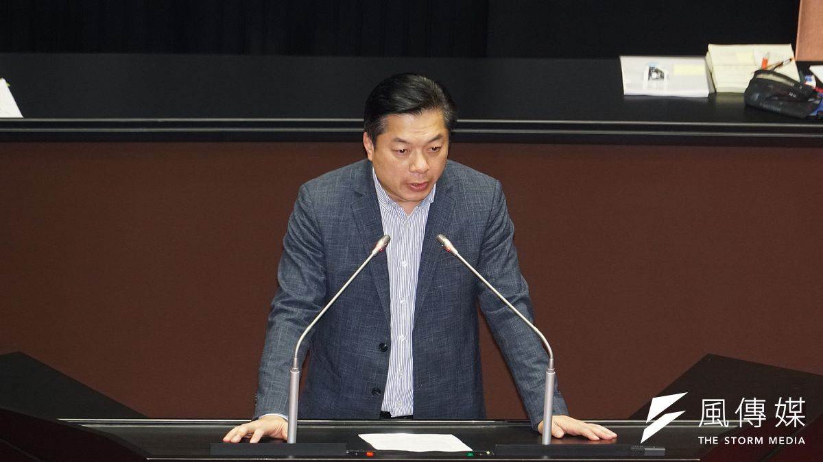 立委陳俊宇問及國軍無人機議題。(資料照,蔡親傑攝) 立委陳俊宇問及國軍無人機議題。(資料照,蔡親傑攝)