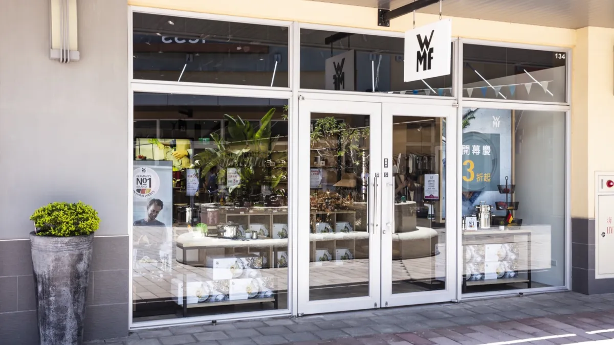 WMF Outlet店近40坪的空間內,完整引飲全系列品項,款式豐富齊全。(圖/WMF提供)