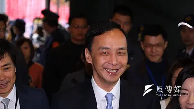 朱立倫在申論時單刀直入,直接6問蔡英文,針對九二共識、烽火外交、徵兵制、RCEP、核能問題、美豬議題等對蔡英文提出質疑。(蔡耀徵攝)