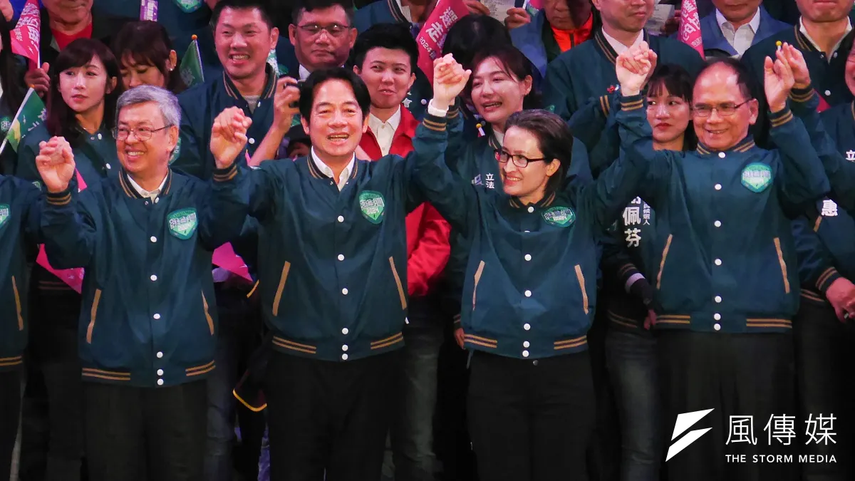 民進黨總統參選人賴清德(左二)出席「賴清德、蕭美琴(右二)全國暨台北市競總成立大會」。(資料照,蔡親傑攝)