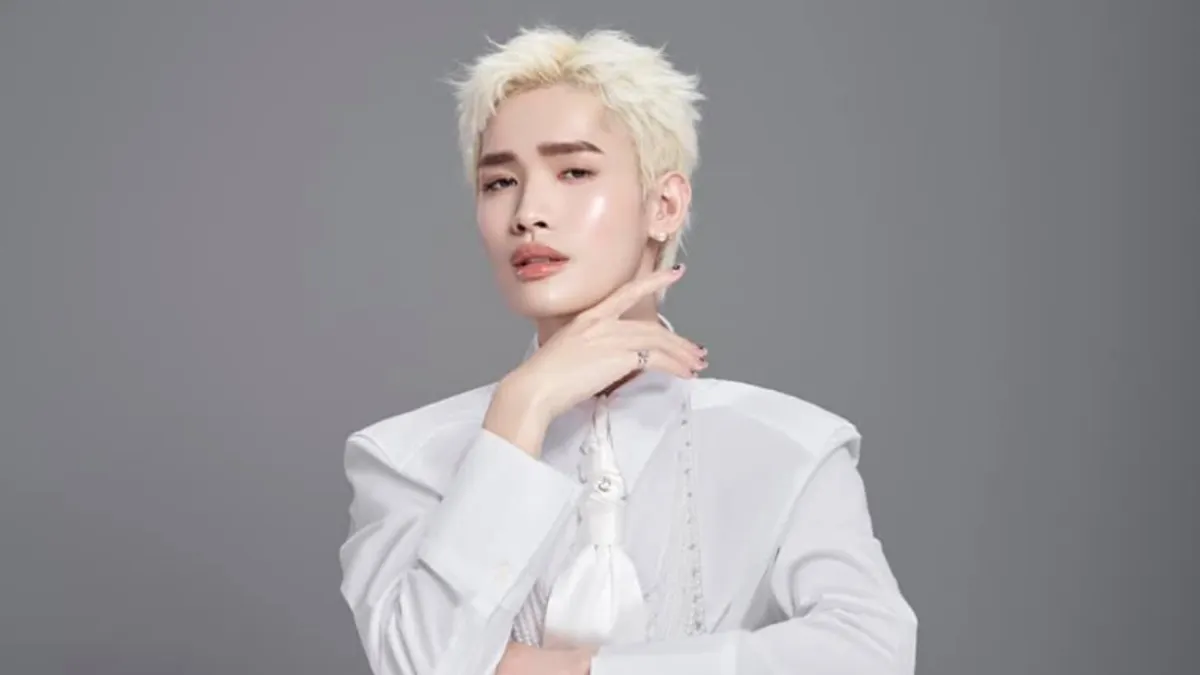 鍾明軒分享自己在美國遊學時,改以「Chinese」自我介紹。(圖/翻攝自FB/鍾明軒) 鍾明軒分享自己在美國遊學時,改以「Chinese」自我介紹。(圖/翻攝自FB/鍾明軒)