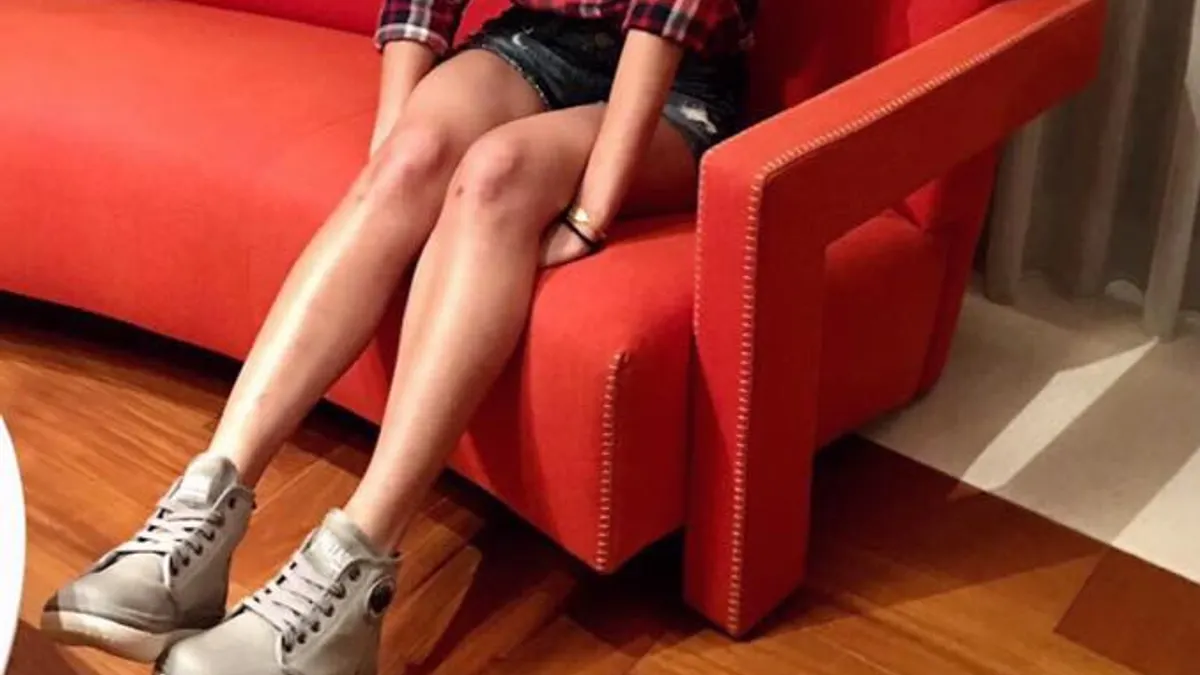 第52屆金鐘獎今(30)日在國父紀念館登場,陳妤以《戀愛沙塵暴》獲得戲劇節目新進演員獎。(取自陳妤臉書)