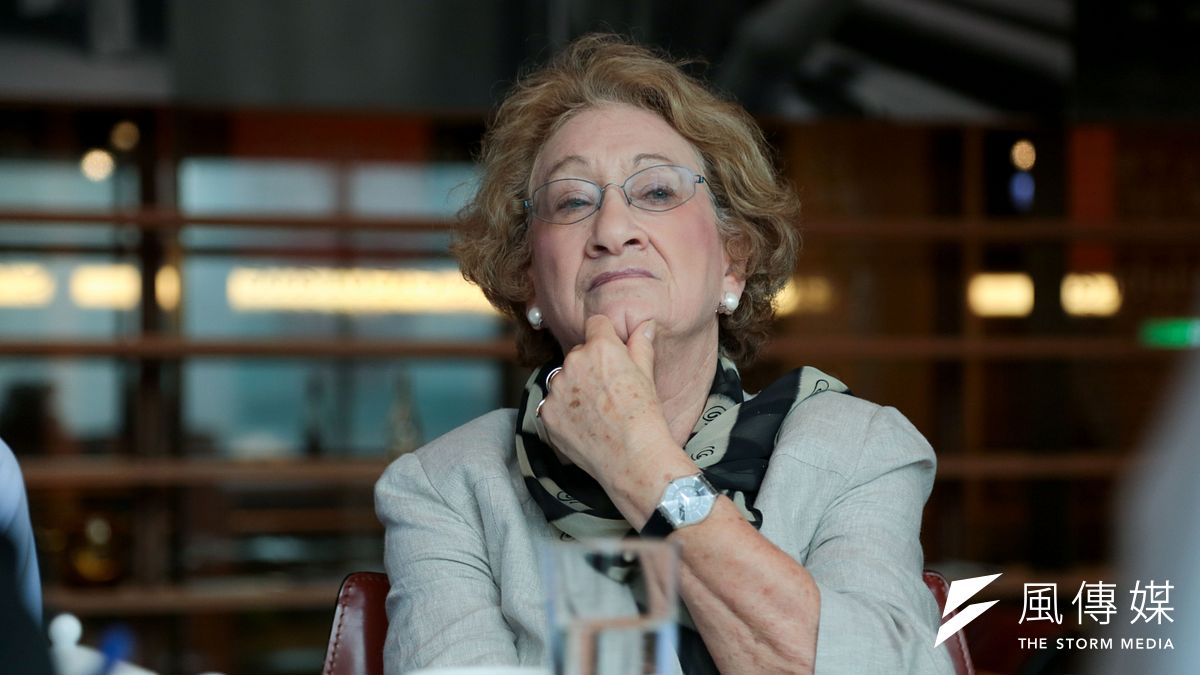 英國國會上議員史坦女爵(Baroness Stern) 針對死刑、人權等相關議題,與台灣政府交換意見。(余志偉攝) 英國國會上議員史坦女爵(Baroness Stern) 針對死刑、人權等相關議題,與台灣政府交換意見。(余志偉攝)