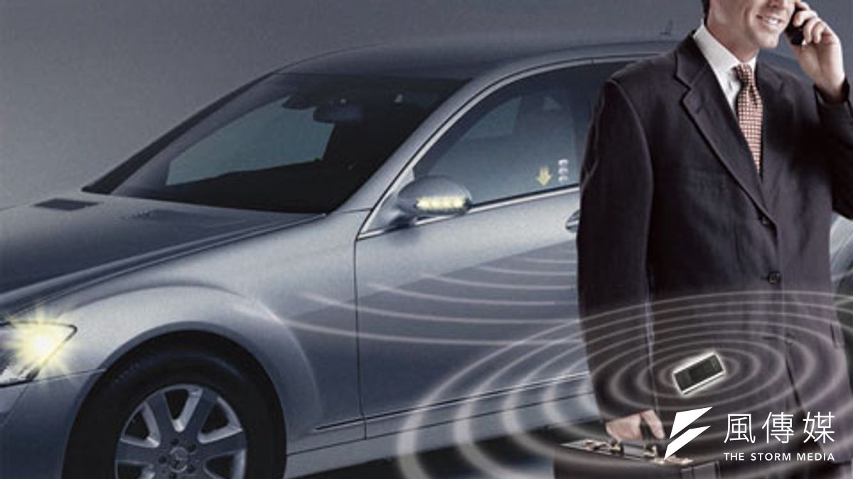 免鑰匙發動車輛易遭破解,成為竊車集團眼中的肥羊。(取自Twitter) 免鑰匙發動車輛易遭破解,成為竊車集團眼中的肥羊。(取自Twitter)
