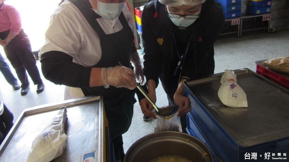 中市衛局抽驗學校團膳食材 1件複驗不符規定 中市衛局抽驗學校團膳食材 1件複驗不符規定
