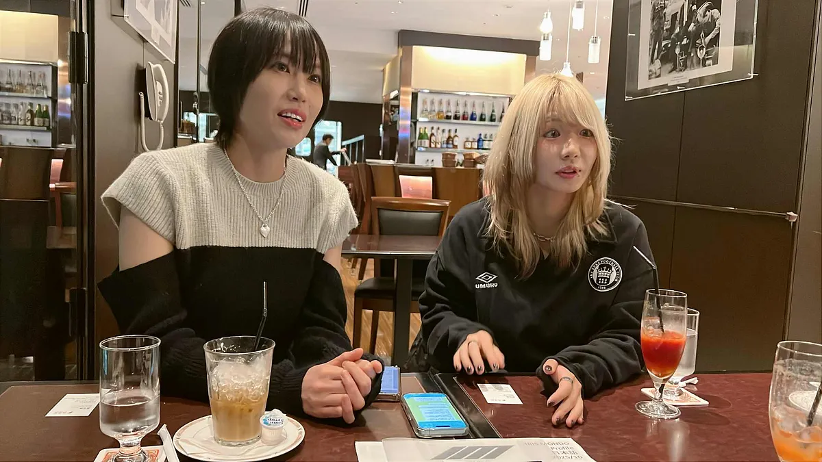 IRIS MONDOが語る、結成の原点から台湾での初ソールドアウトまで──音楽で世界をつなぐ二人の歩み。(写真/黃信維撮影) IRIS MONDOが語る、結成の原点から台湾での初ソールドアウトまで──音楽で世界をつなぐ二人の歩み。(写真/黃信維撮影)